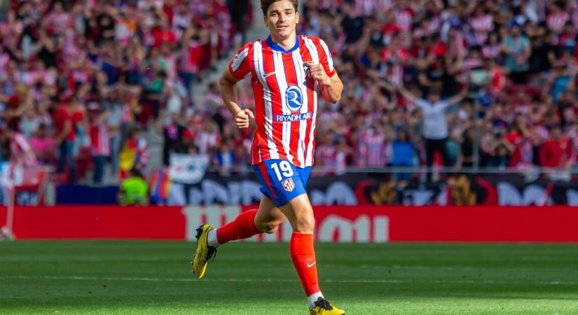 A PSG és az Arsenal is figyeli, de a Barcelona vinné az argentin csatárt