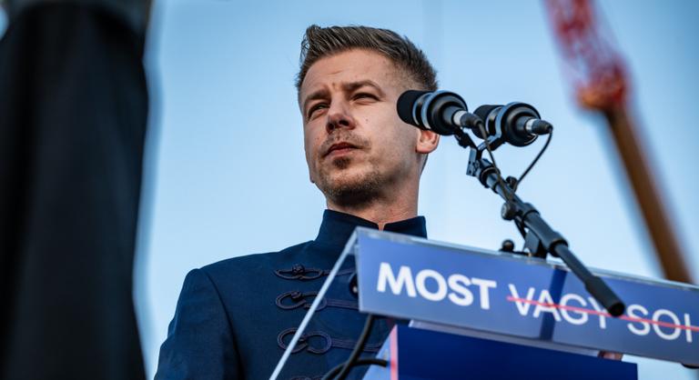 Sosem látott nyitányra készülnek Magyar Péterék, a rendszerváltás óta nem történt ilyen