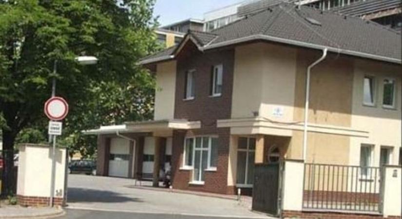Újraélesztés, sebimitáció a mentőállomáson