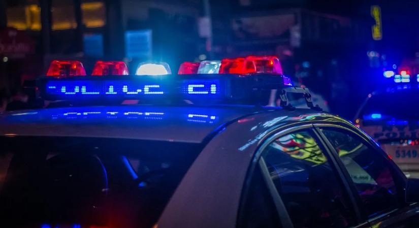 Túszejtés gyanúja miatt vonult ki nagy erőkkel a rendőrség egy bankhoz
