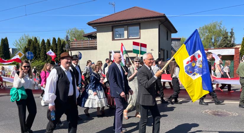 Lengyel testvérvárosi látogatásról és a Rapcsák-szobor ügyéről beszélt Berényi Károly
