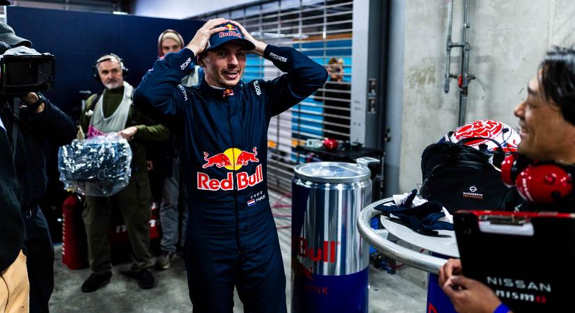 Brutális: Verstappen két kör után, esőben alázta a helyi sztárpilótát