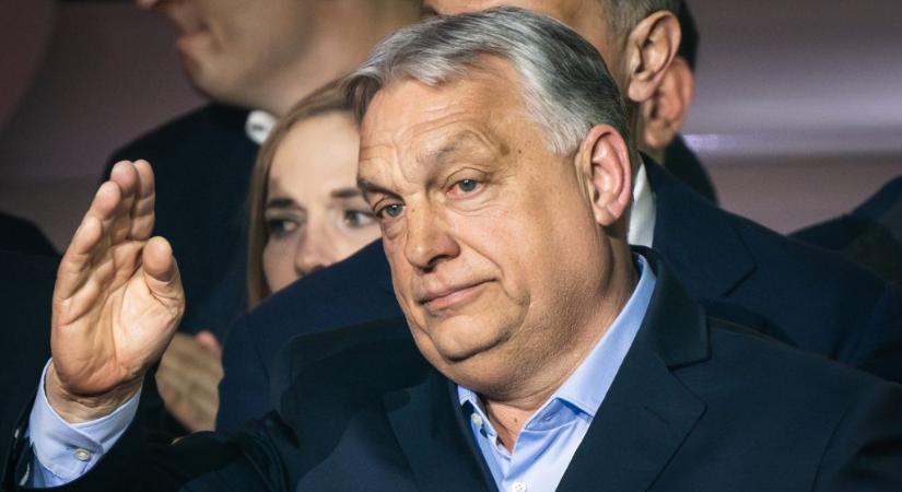 Orbán Viktorral együtt búcsúzik csapata is