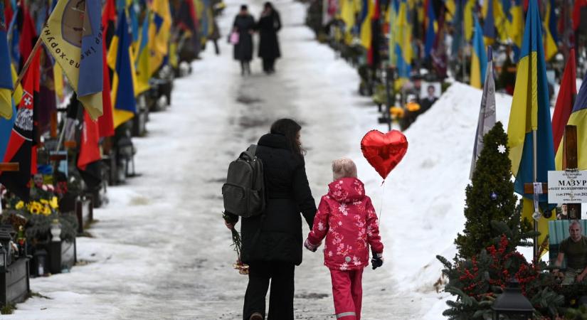 Eurobarometer: A magyarok nem tartanak a háborútól, de nem is támogatják az ukránokat