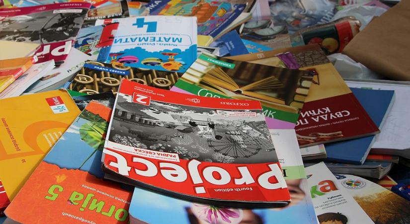A következő tanévben is lesznek ingyen tankönyvek Szabadkán, a használtakat vissza kell adni