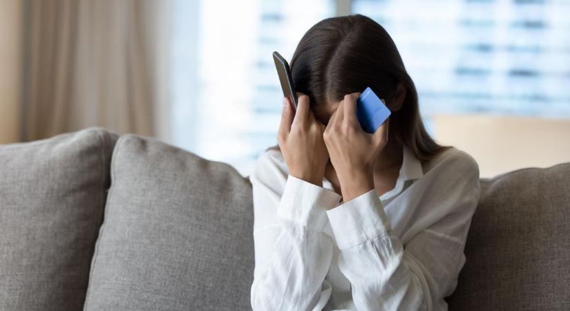 Adótartozását akarta rendezni, végül teljesen kiürült a bankszámlája a szentesi asszonynak