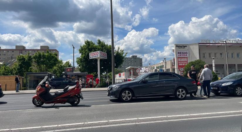 Figyelem: Baleset az Alba Plaza közelében!