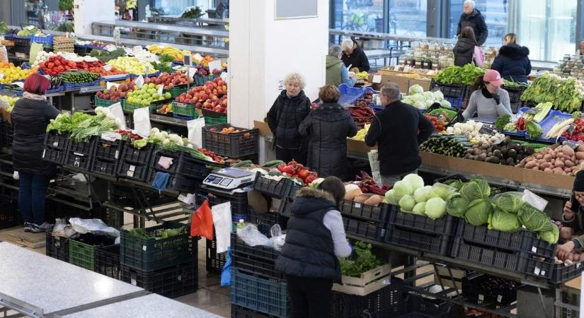 Aranyárban mérik a kedvelt gyümölcsöt, és még ezután jön a neheze