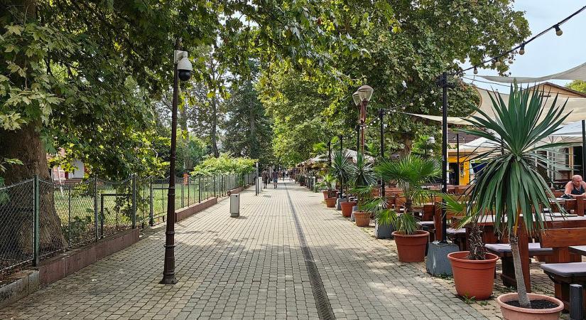 Siófok építészeti ötletpályázatot írt ki a Petőfi sétány megújítására
