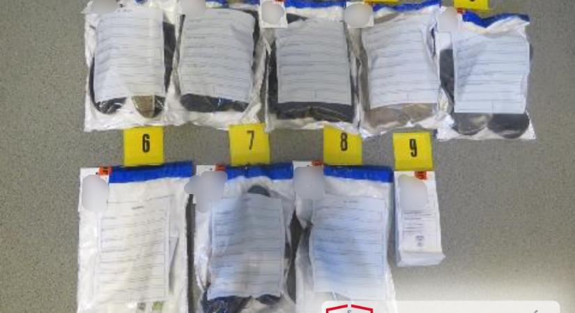 Életveszélyes sérüléseket okozott várandós barátnőjének egy öcsödi férfi – vádat emelt az ügyészség