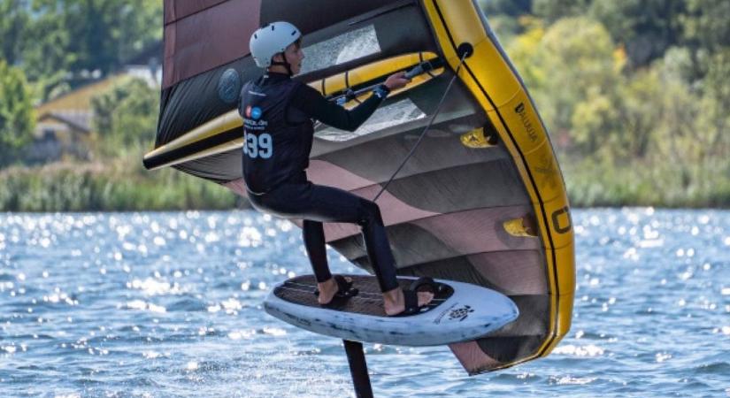 Új, látványos vízisport hódít a Balatonon – Vonyarcvashegyen indul az első bajnokság