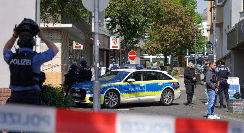 Véget ért a túszejtés a német bankfiókban, a tettesek elmenekülhettek