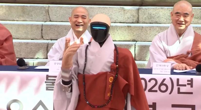 Hihetetlen, de igaz: szolgálatba lépett az első buddhista robotszerzetes