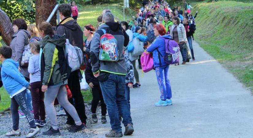 Berobbant a túra, ötszörösére nőtt a résztvevők száma – szombaton ismét Tolnai Zöldút teljesítménytúra