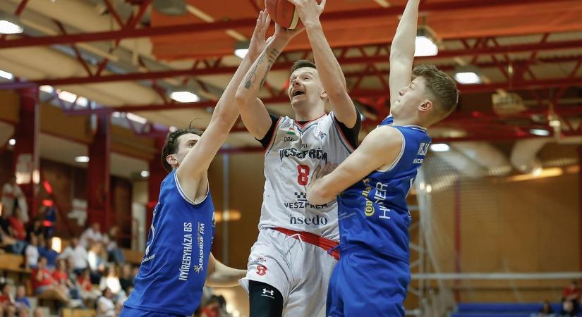 Magabiztosan jutott tovább a Veszprém KK