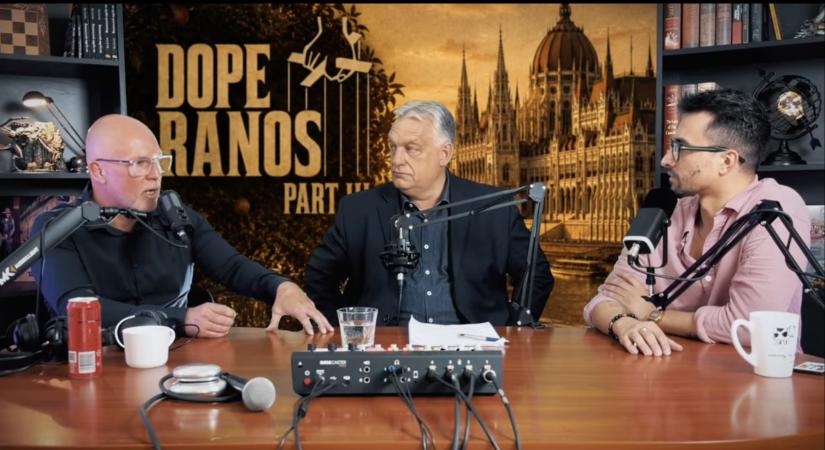 Orbán Viktornak a horogkeresztes zászló előtt karlendítő, náci Bede Zsolt online portálja a második igeforrás, amit minden nap megnéz