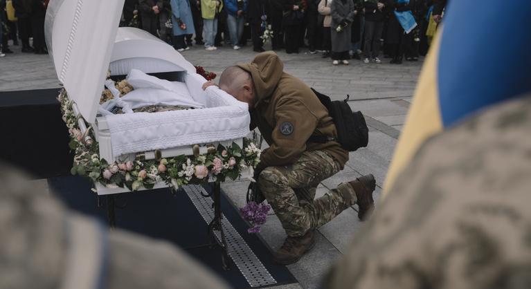 Felfoghatatlan adatok érkeztek Ukrajnából, és nem látni az öldöklés végét