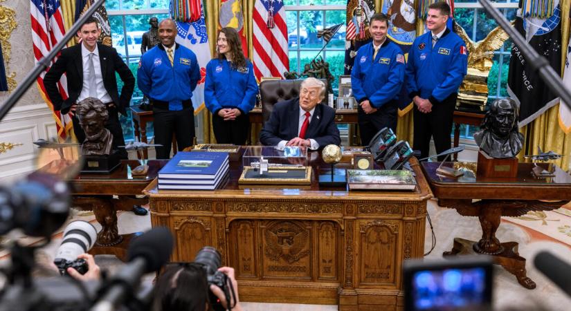 Itt vannak a titkos UFO-akták, amikről Donald Trump beszélt