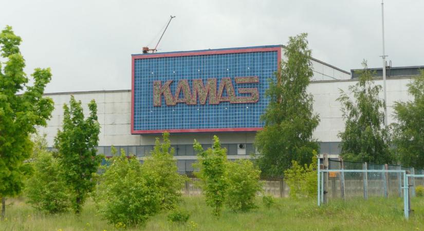 Kamaz: most is porzik az út a brutalista dömperek alatt, de ez kevés lehet idénre