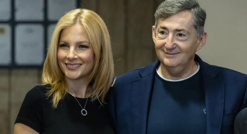 Luxusüzletben szelfizett Mészáros Lőrinc a francia riviérán