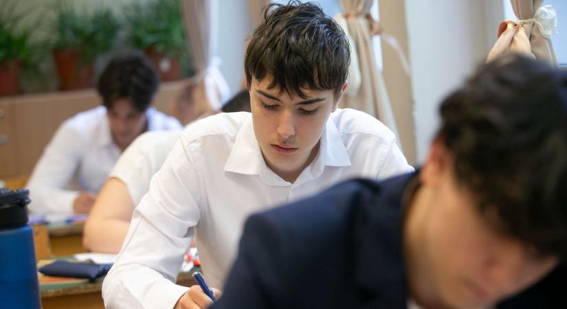 „Megoldható volt” – így vélekednek a miklósi diákok az idei németérettségiről