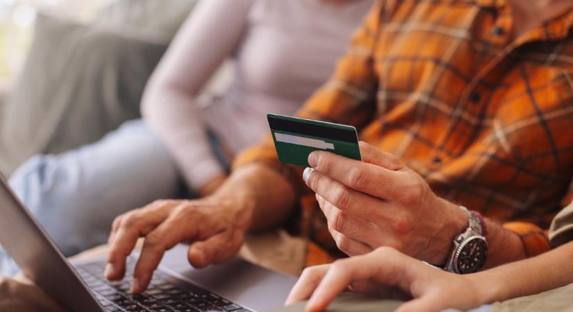 Itt a nagy bejelentés, hamarosan véget ér a filléres online vásárlások kora