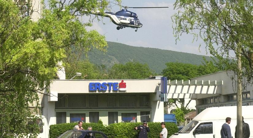 Megérezte a sztárzsaru, hogy félremegy a nyomozás - Pontosan 24 éve történt a móri vérfürdő