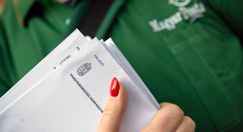 Még az utolsó utáni pillanatban benyomta a leköszönő kormány, hogy „eredményes” lett a Nemzeti Petíció