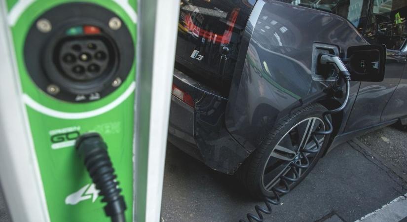 Meglepő fordulat: ennyi kilométer után „zöldebb” az elektromos autó