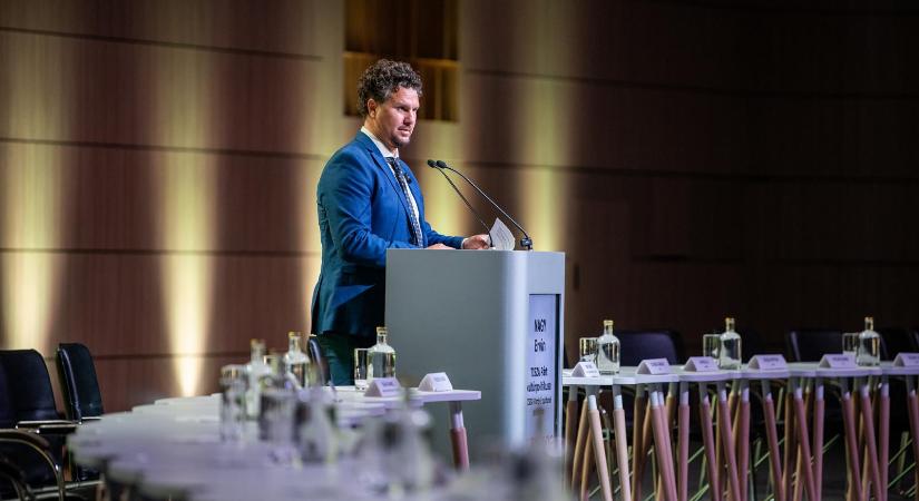 Nagy Ervin egy időre búcsúzik, felfüggeszti a színészi munkáját a politika miatt
