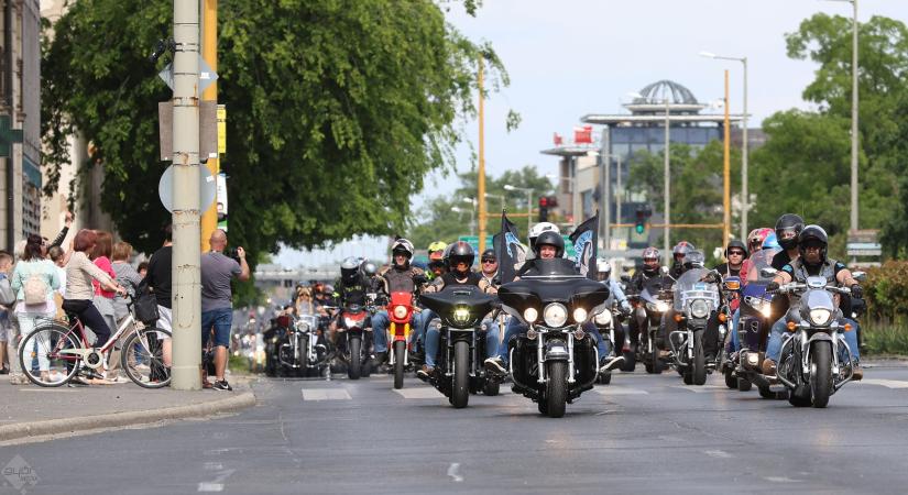 23. alkalommal dübörög a Motoros és Rockfesztivál Győrújbaráton