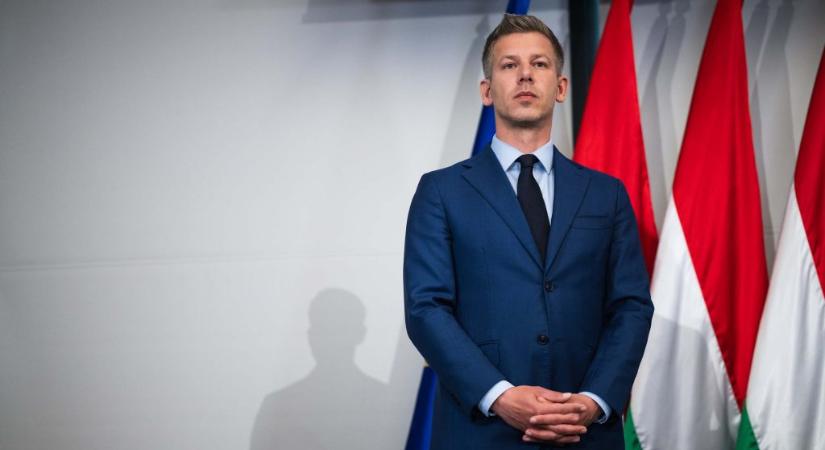 Visegrádi Négyek: gyorsan túlléptek a többiek Orbánon, és már Magyar Péterre várnak, de sok múlhat Ficón is