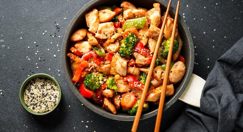 6 ízletes egyserpenyős recept, ami után mosogatni is alig kell