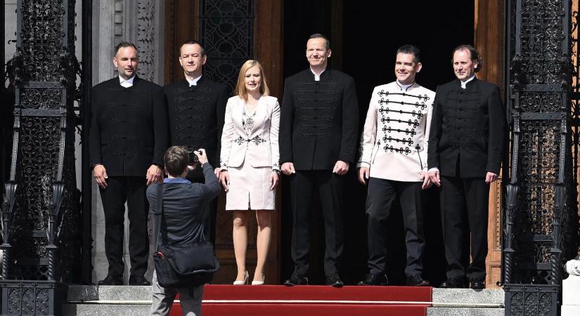 Megalakult az új parlament, a Mi Hazánk Mozgalom azonnal felfüggesztené a képviselők mentelmi jogát