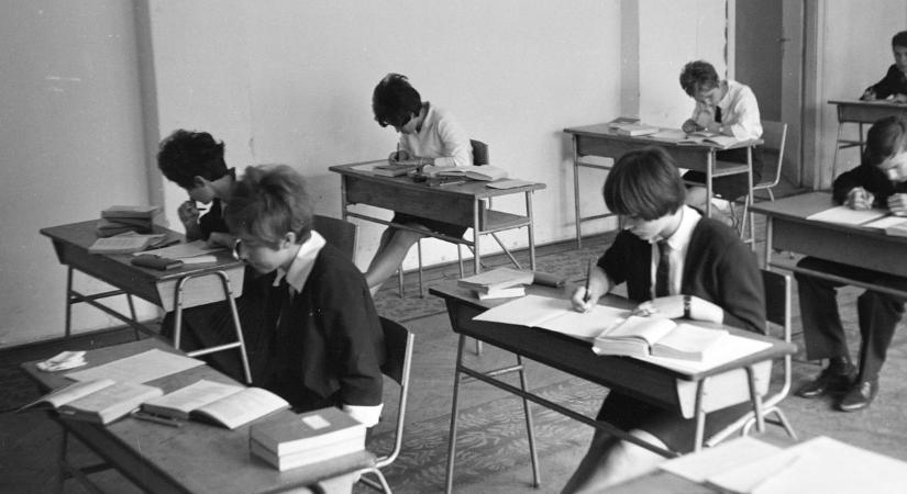 Hatalmas napilap, rendkívüli kávészünet és betartott ígéret – így érettségiztünk évtizedekkel ezelőtt