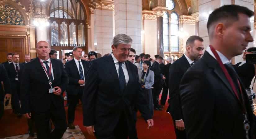 Kapitány István a Parlamentben rögtön odavágott az előző kormánynak