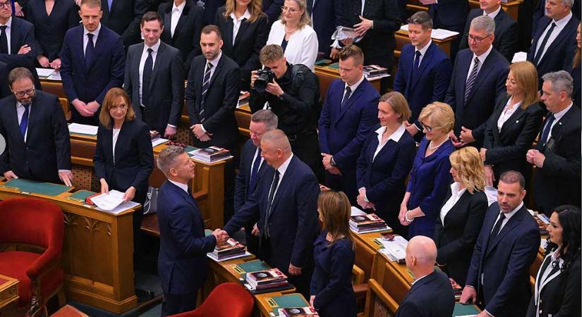 Véget ért az Orbán-rendszer: megalakult az új Országgyűlés, hamarosan Magyar Péter leteszi a miniszterelnöki esküt