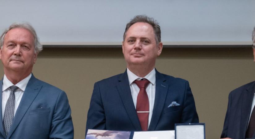 Lukity Tibort Arany János-éremmel tüntették ki Budapesten