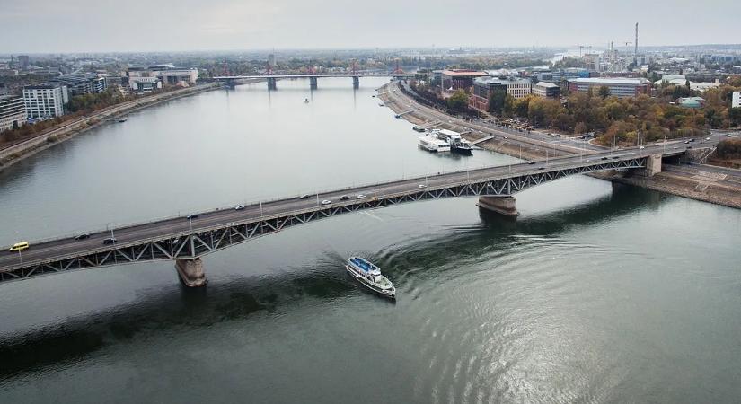 A második világháború előtti pompájában születhet újjá a Petőfi híd