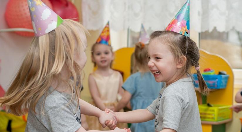 Óriási a felhajtás az óvodai ballagások körül: utánajártunk, mi számít jó ajándéknak
