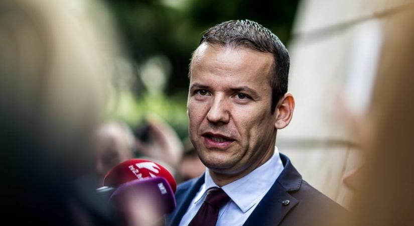 A Mi Hazánk frakciója kivonul az Európai Unió himnusza, az Örömóda elhangzása előtt