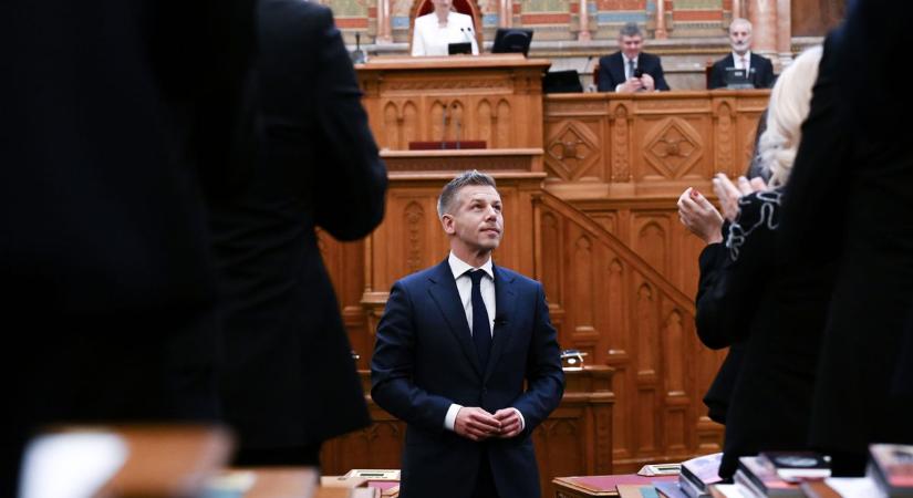 Nyíltan megfenyegette Magyar Péter miniszterelnöki székfoglalójában Sulyok Tamást (videó)