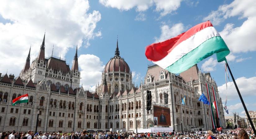 Megalakult az új Országgyűlés - Friss fotókon Győr-Moson-Sopron országgyűlési képviselői és a rábaközi agrárminiszter