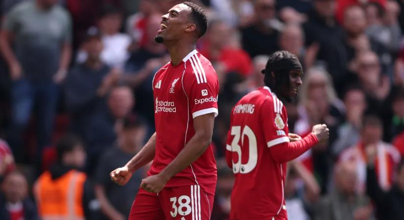 "Nem ezt érdemeltük..." - A Liverpool sztárja kiakadt a saját szurkolóira
