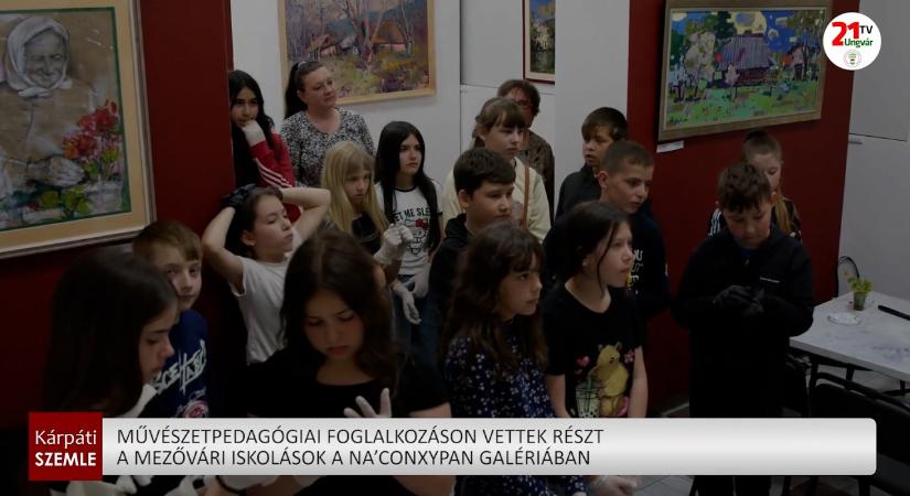 Művészetpedagógiai foglalkozáson vettek részt a mezővári iskolások a Na’Conxypan Galériában (videó)