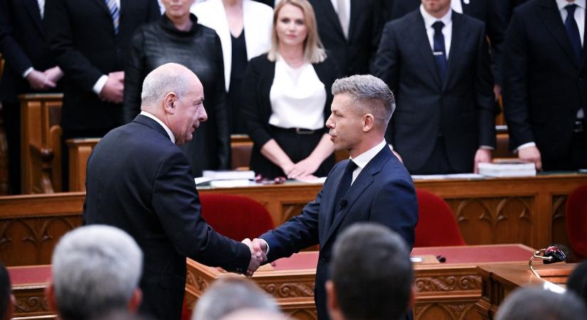 Batthyányt, Nagy Imrét és Antallt emlegette megválasztása után Magyar Péter