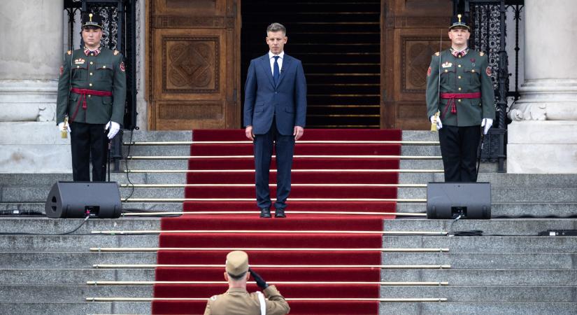 Magyar Péter a százezres tömegnek a Kossuth téren: Nélkületek nem szeretnénk és nem is fogunk kormányozni
