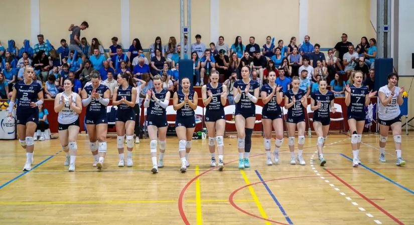 Női röplabda: a Veszprém nagy csatában megnyerte az NB I-et és élvonalbeli indulási jogot szerzett