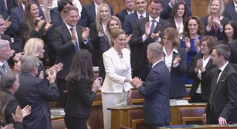 Megalakult az új országgyűlés, visszakerült az uniós zászló a Parlamentre
