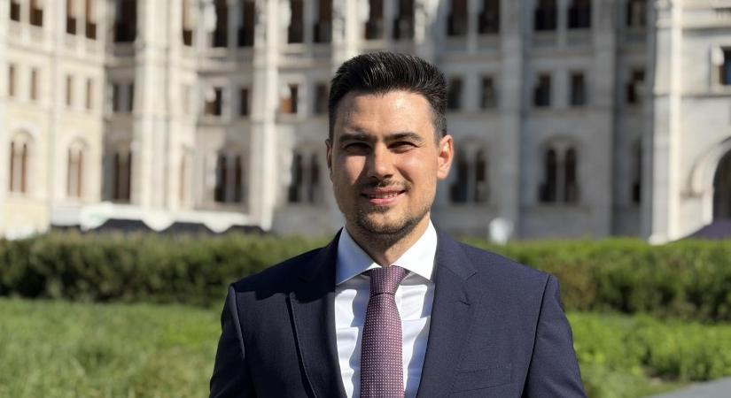 A Fidesz frakcióvezető-helyettese szerint ügyek mentén elképzelhető az együttműködés a Tiszával, de a két ciklusról szóló korlátozást nem támogatják